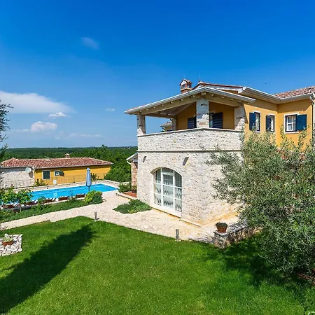 Villa Beautiful Salvea With Pool In Porec *
